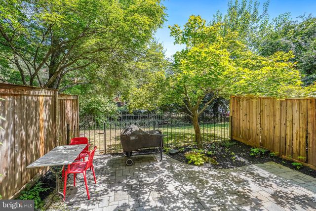 3927 GEORGETOWN CT NW, Washington, DC 20007