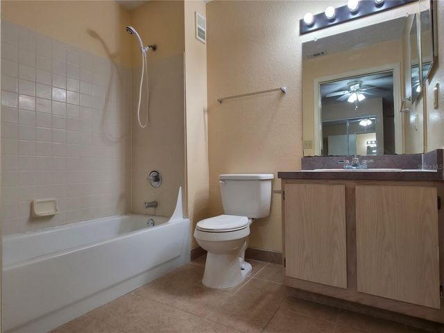 3705 SW 27TH STREET 914, Gainesville, FL 32608