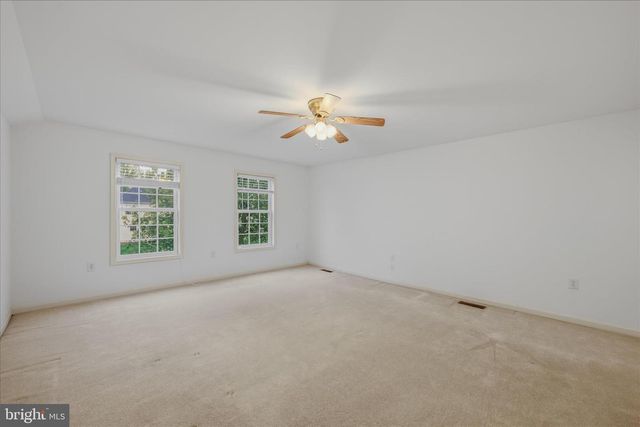 309 BROOKLINE DR, Charles Town, WV 25414