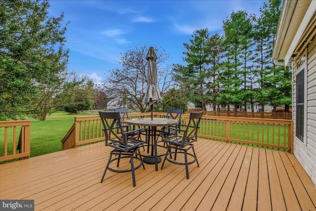309 BROOKLINE DR, Charles Town, WV 25414