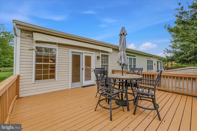 309 BROOKLINE DR, Charles Town, WV 25414