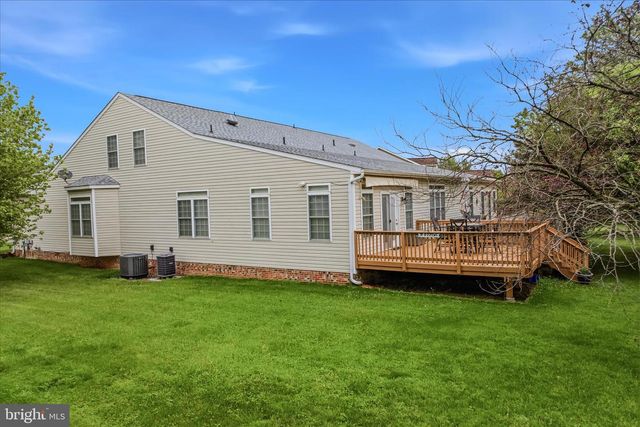 309 BROOKLINE DR, Charles Town, WV 25414