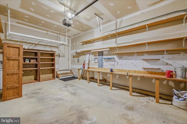 309 BROOKLINE DR, Charles Town, WV 25414