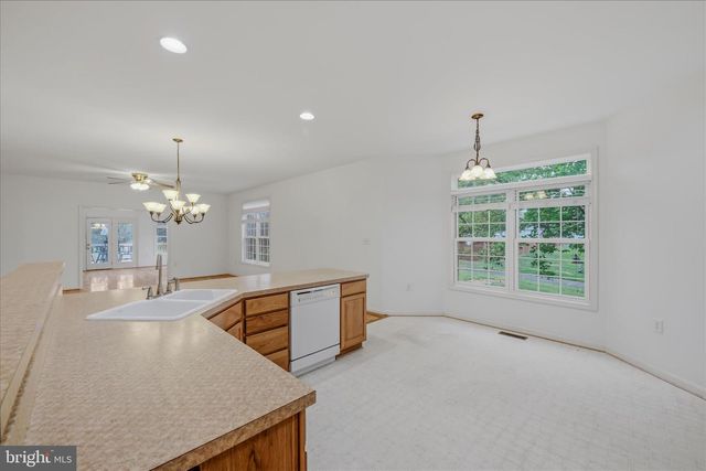 309 BROOKLINE DR, Charles Town, WV 25414