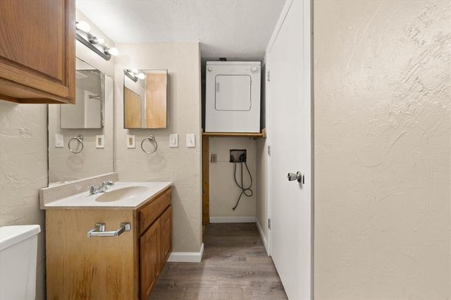 11510 N May Avenue B107, Oklahoma City, OK 73120