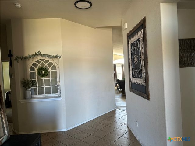 9203 Lake Pointe Drive, Temple, TX 76502