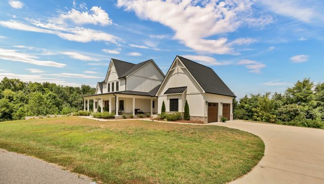 3255 Harris Cir, Palmyra, TN 37142