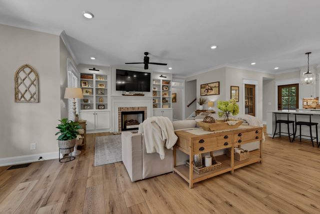 3255 Harris Cir, Palmyra, TN 37142