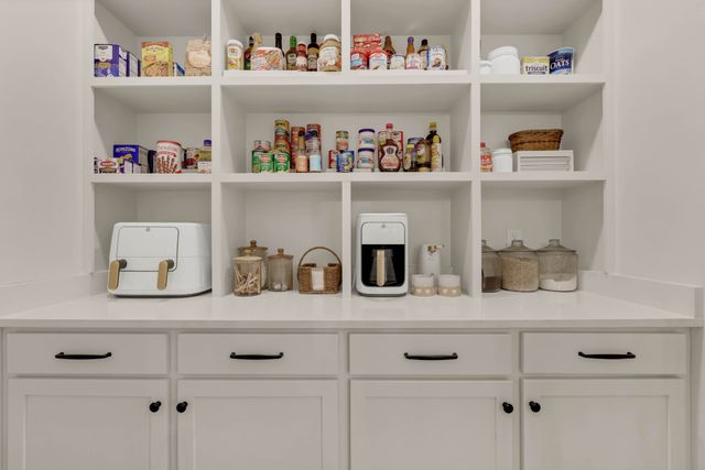 3255 Harris Cir, Palmyra, TN 37142