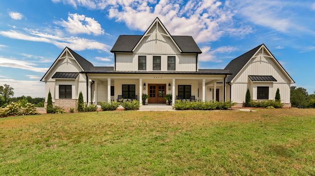 3255 Harris Cir, Palmyra, TN 37142