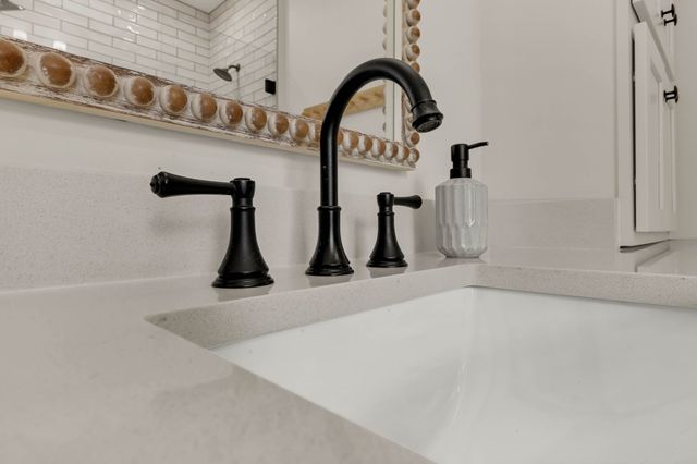 3255 Harris Cir, Palmyra, TN 37142