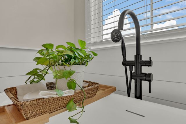 3255 Harris Cir, Palmyra, TN 37142