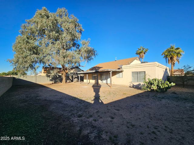 7027 W CHERRY HILLS Drive, Peoria, AZ 85345