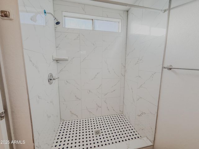 7027 W CHERRY HILLS Drive, Peoria, AZ 85345