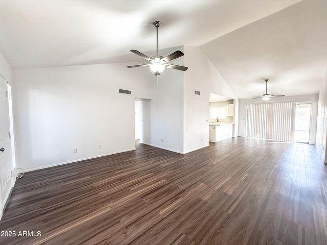 7027 W CHERRY HILLS Drive, Peoria, AZ 85345