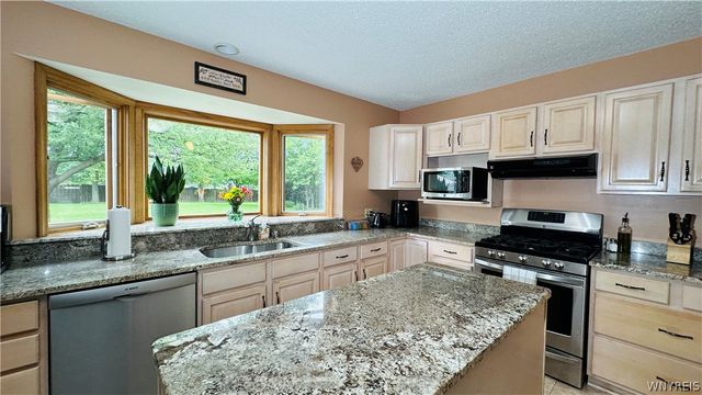 5171 Bronson Drive, Lewiston, NY 14092