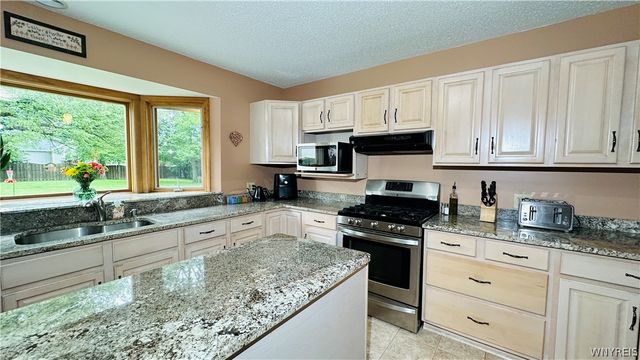5171 Bronson Drive, Lewiston, NY 14092