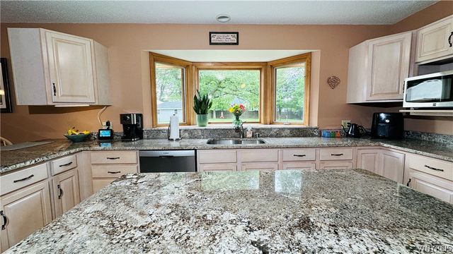 5171 Bronson Drive, Lewiston, NY 14092