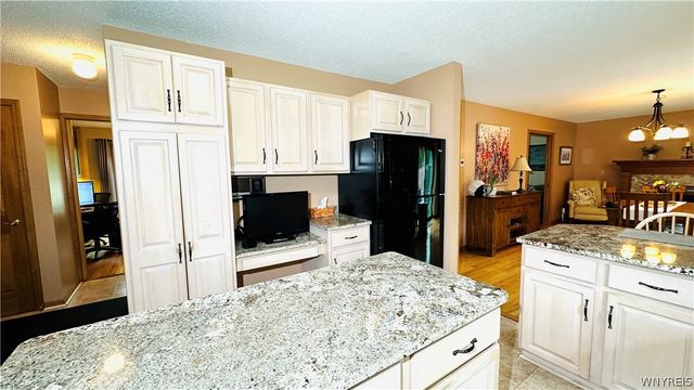 5171 Bronson Drive, Lewiston, NY 14092