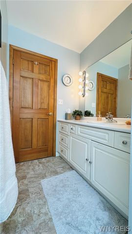 5171 Bronson Drive, Lewiston, NY 14092