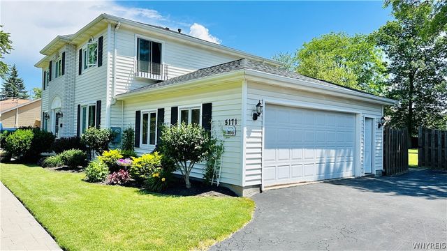 5171 Bronson Drive, Lewiston, NY 14092