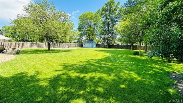 5171 Bronson Drive, Lewiston, NY 14092