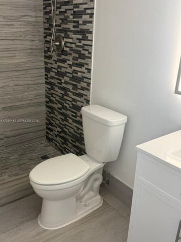 1101 NE 191st St H401, Miami, FL 33179
