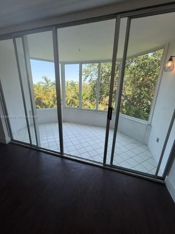 1101 NE 191st St H401, Miami, FL 33179