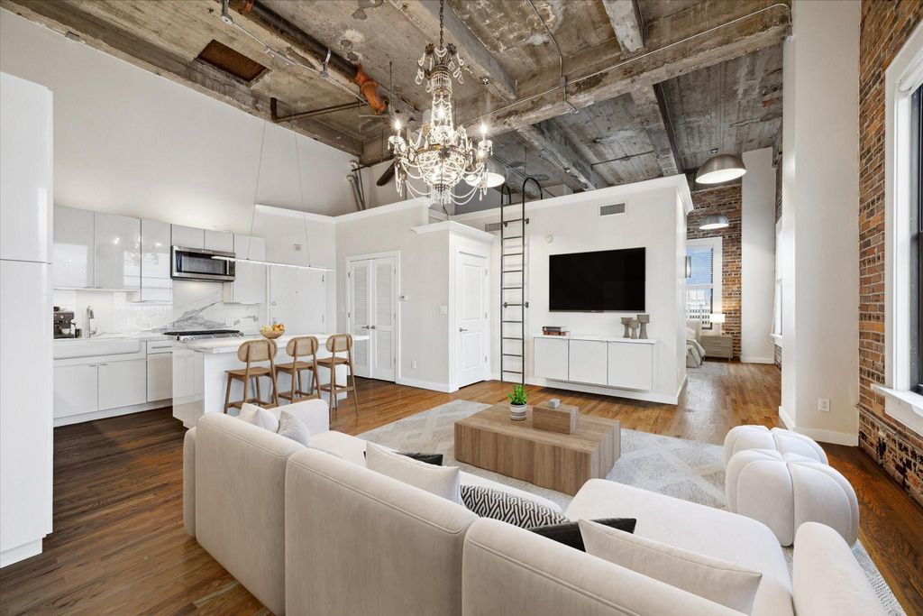 915 Franklin Street 9I, Houston, TX 77002