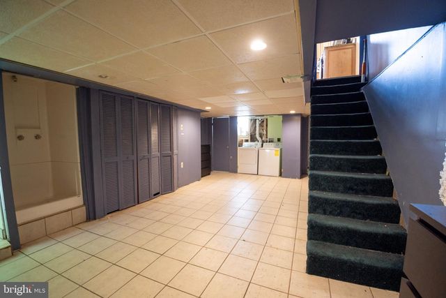 2717 S MARVINE ST, Philadelphia, PA 19148