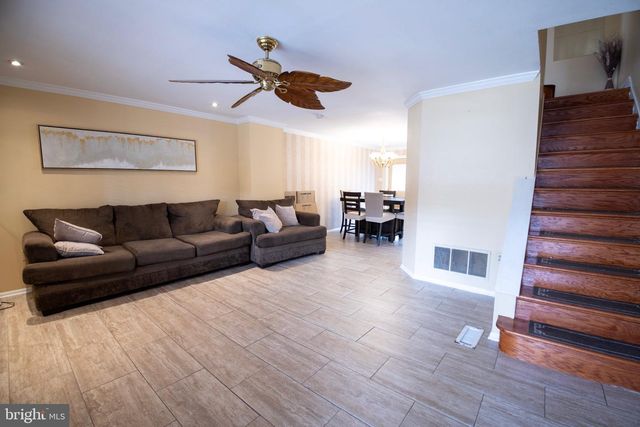 2717 S MARVINE ST, Philadelphia, PA 19148