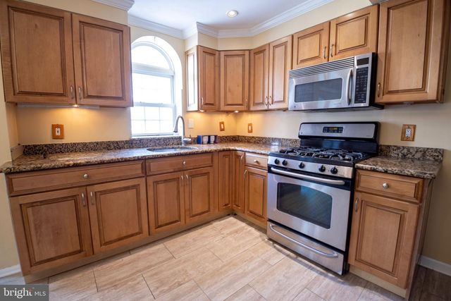 2717 S MARVINE ST, Philadelphia, PA 19148