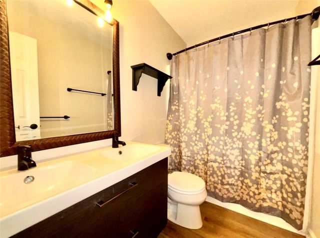 320 Winners Circle, North Strabane, PA 15317