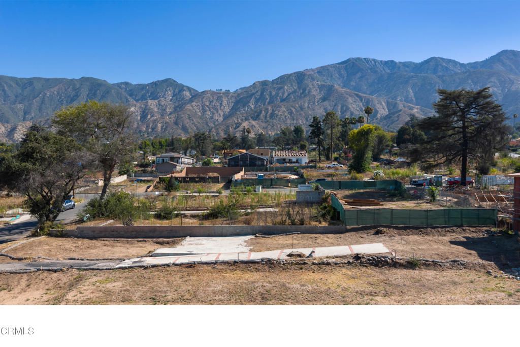 Image 6 of property listing at 2974 Emerson Way, Altadena, CA 91001