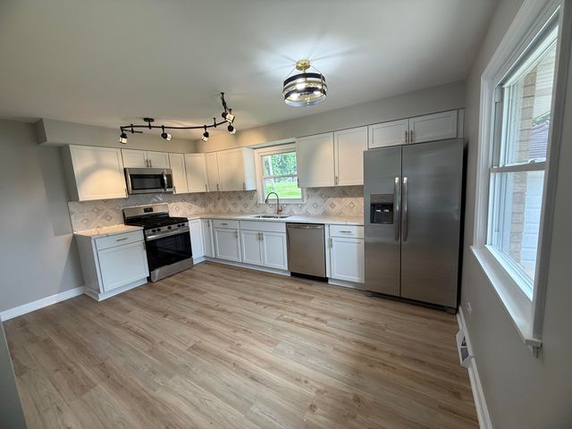 408 Cherry Hill Road, Dyer, IN 46311