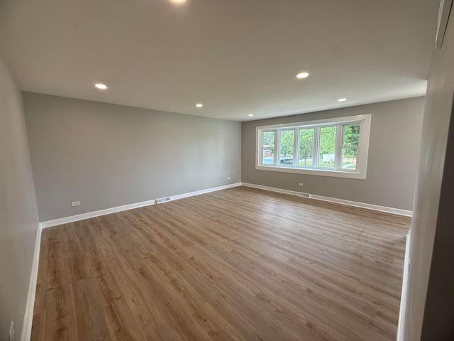 408 Cherry Hill Road, Dyer, IN 46311