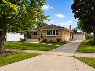 408 Cherry Hill Road, Dyer, IN 46311