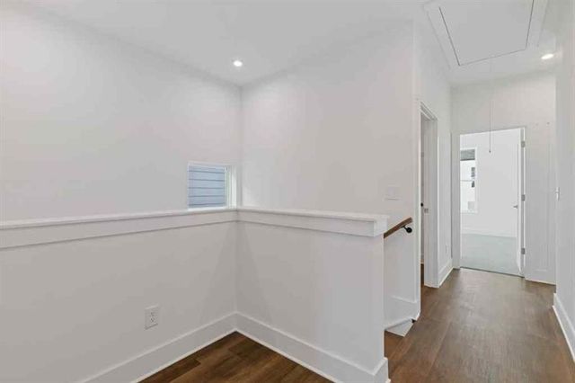 483 Hammons Way, Atlanta, GA 30315