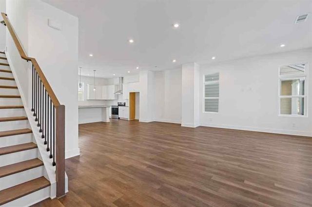 483 Hammons Way, Atlanta, GA 30315