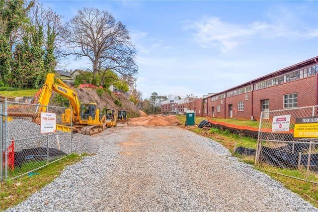 483 Hammons Way, Atlanta, GA 30315