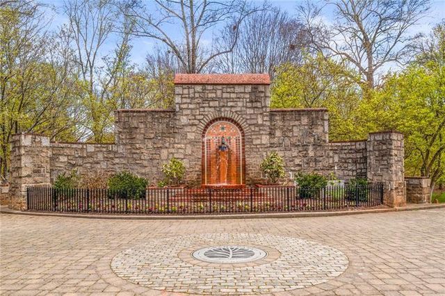 483 Hammons Way, Atlanta, GA 30315
