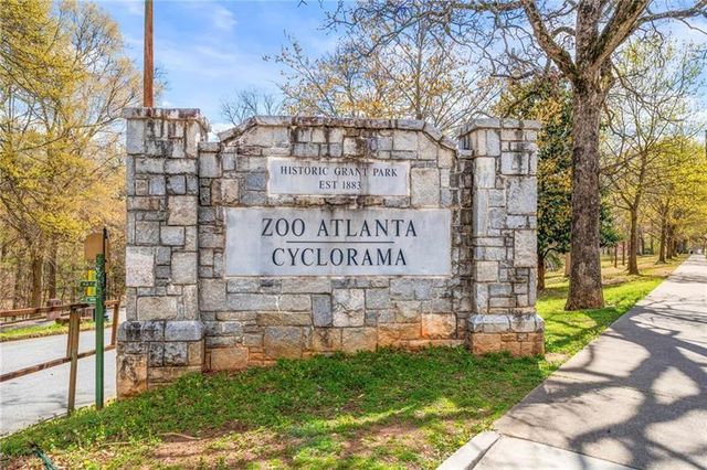 483 Hammons Way, Atlanta, GA 30315