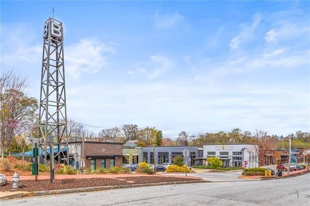 483 Hammons Way, Atlanta, GA 30315