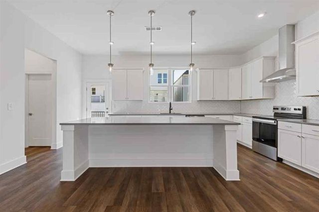 483 Hammons Way, Atlanta, GA 30315