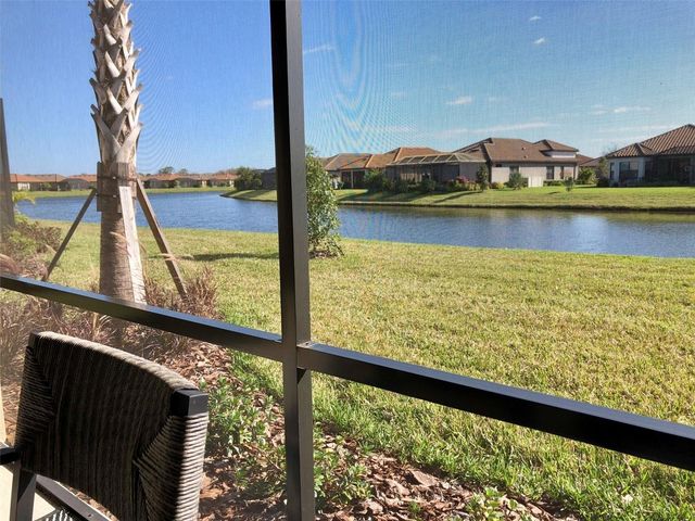 10114 HIGHLAND PARK PLACE, Palmetto, FL 34221