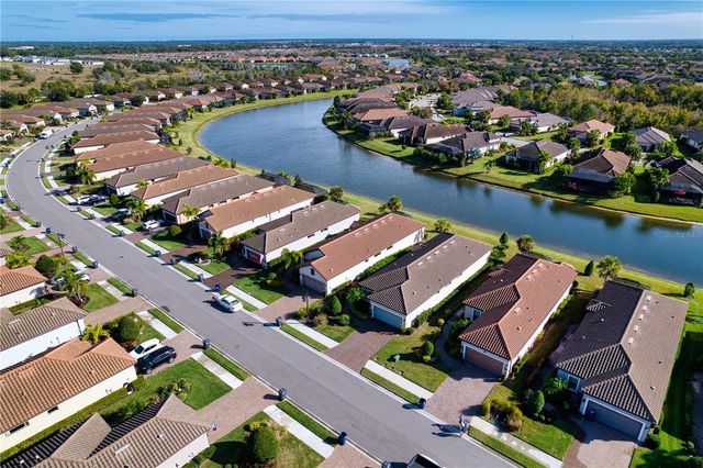 10114 HIGHLAND PARK PLACE, Palmetto, FL 34221