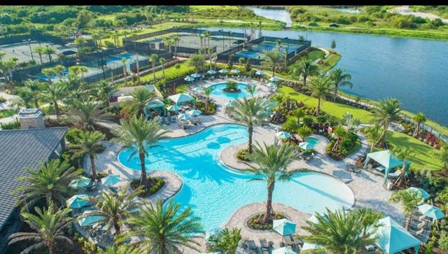 10114 HIGHLAND PARK PLACE, Palmetto, FL 34221