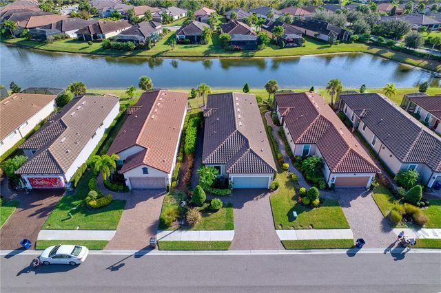 10114 HIGHLAND PARK PLACE, Palmetto, FL 34221