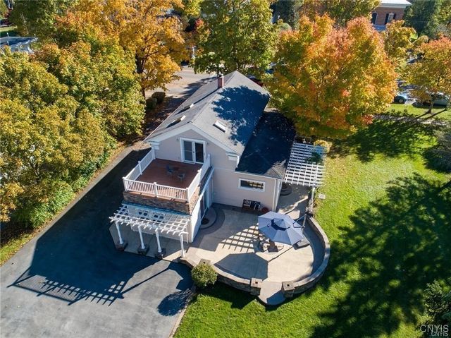 44 West Genesee Street, Skaneateles, NY 13152