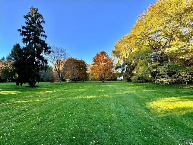 44 West Genesee Street, Skaneateles, NY 13152